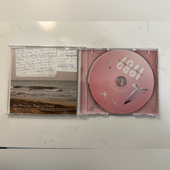 Taylor Swift CD Collection Lot - Picture 4 of 11